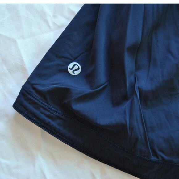 Lululemon Windbreaker with Hideaway Hoodie Size 10 Dark Blue - Picture 8 of 10